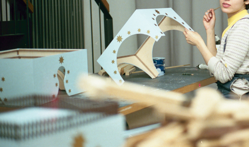 <p>2015<br />
Family Pyramid</p>
